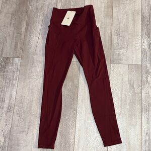 NWT- Fabletics PureLuxe HW Pocket Full length Leggings -MERLOT (27” inseam)